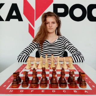 Жанна Лесных