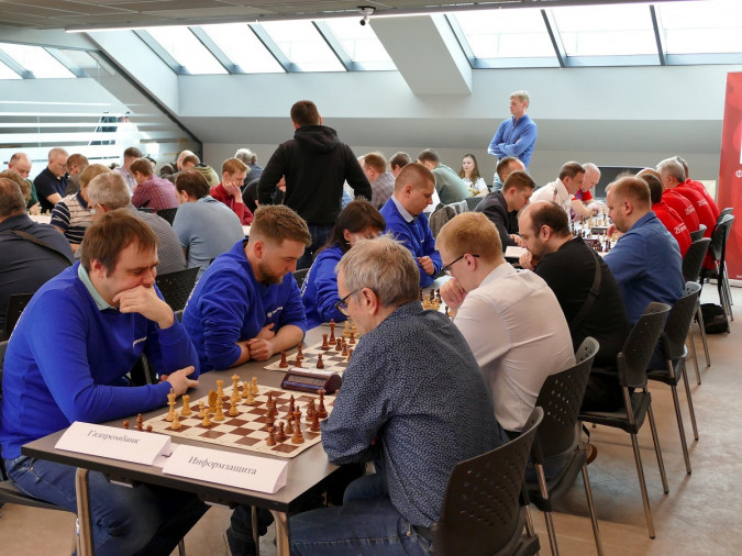 Команда Госдумы выиграла первый фестиваль по шахматам «Формула Успеха»